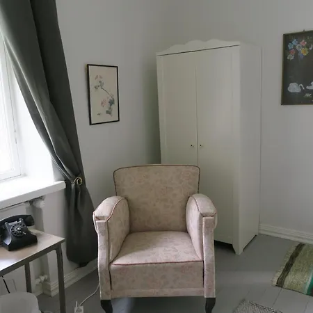 Knipnaes Rosengarden *